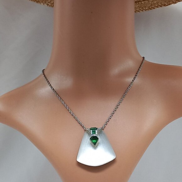 Alexis BITTAR Spectacular! Pendant Necklace Lucite with Green Crystals - Picture 1 of 7